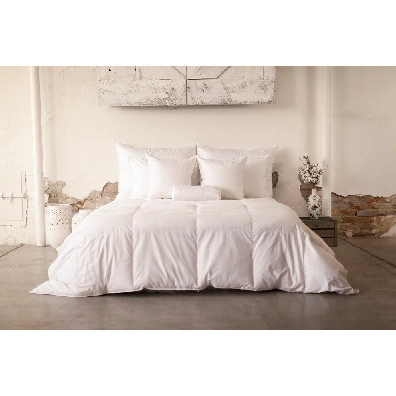 Luxurious & Eco-Friendly 900-Fill, 485-thread count Hypodown Warm Comforter