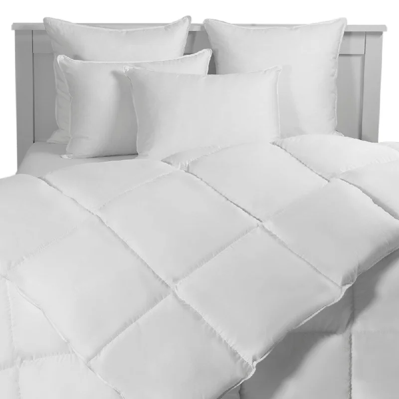 Nautica 233 Thread Count 100Percent Cotton All-Season 550 Fill Power Down Comforter