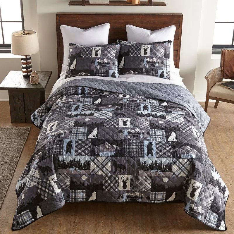 Nightly Walk Queen Quilt Set - Queen